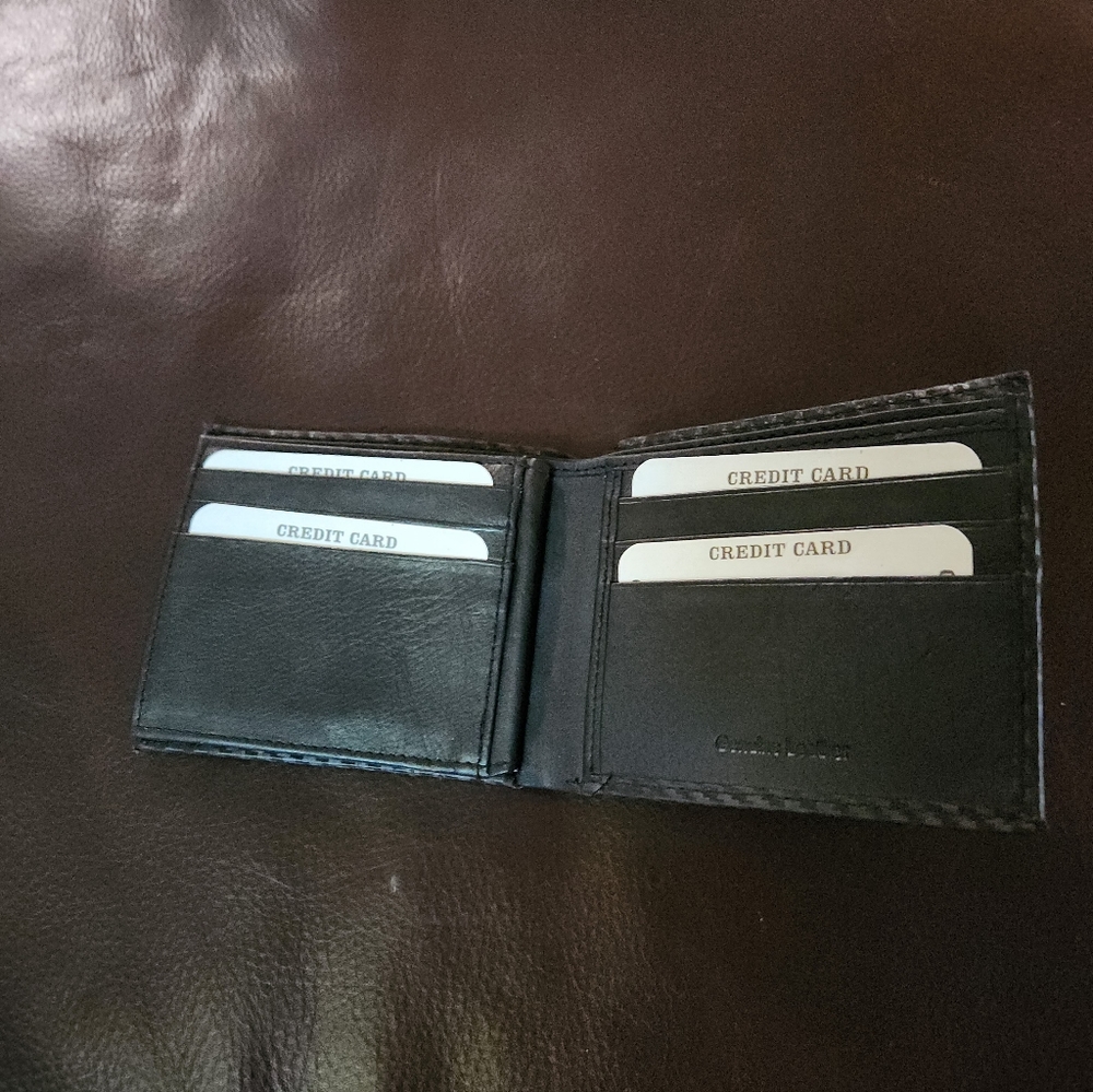 Wallet - Picture 3 of 3